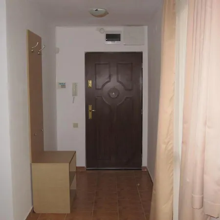 Apartament Templum Yovis *
