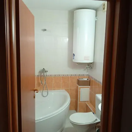 Templum Yovis Apartament Beala