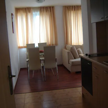 Apartament Templum Yovis *