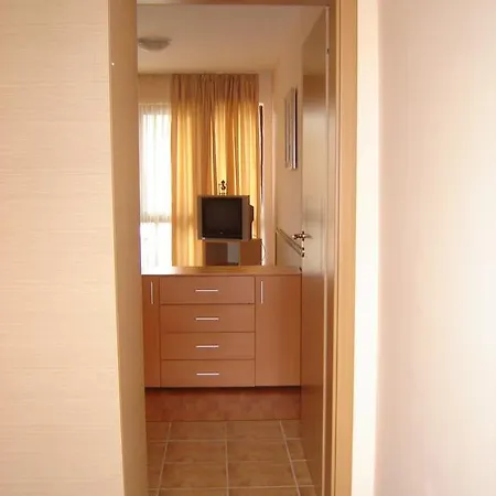 Templum Yovis Apartament