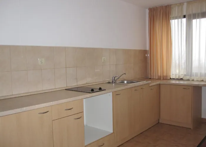 Templum Yovis Apartman