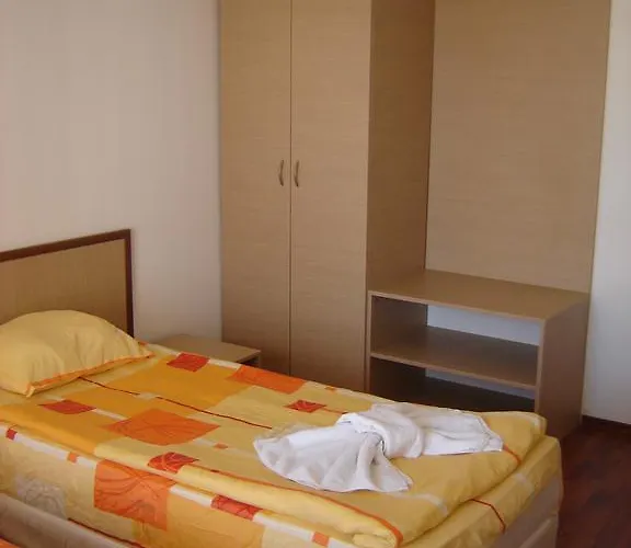 Templum Yovis Apartman