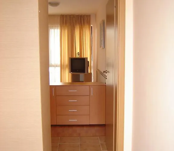 Templum Yovis Apartman